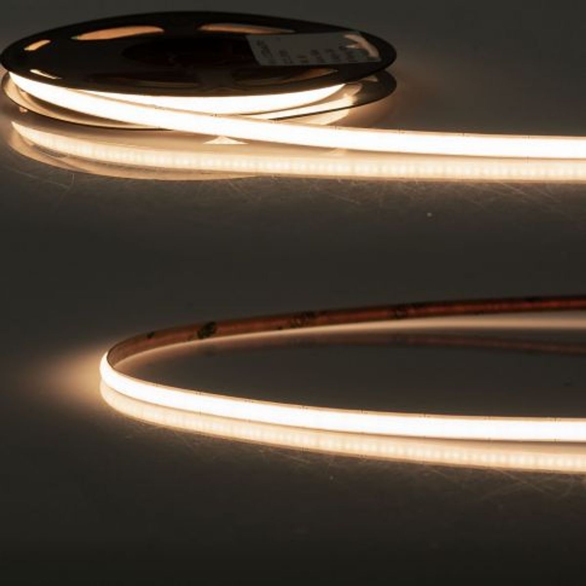ISOLED LED Stripe COB MICRO Linear 7W/m, einfarbig opal, 5m